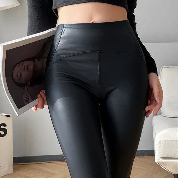 FIERCEFLEX™ - ELEGÁNS ALAKHOZ KIALAKÍTVA