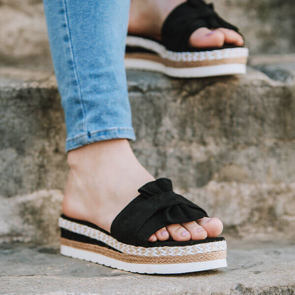 SUMMERWISH™ – DIVATOS NŐI SZANDÁL