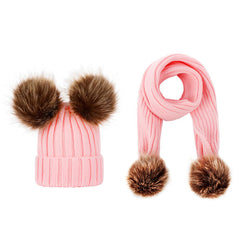 RENDKÍVÜL MELEG SZETT - CUTEPOMPOM SAPKA ÉS SÁL